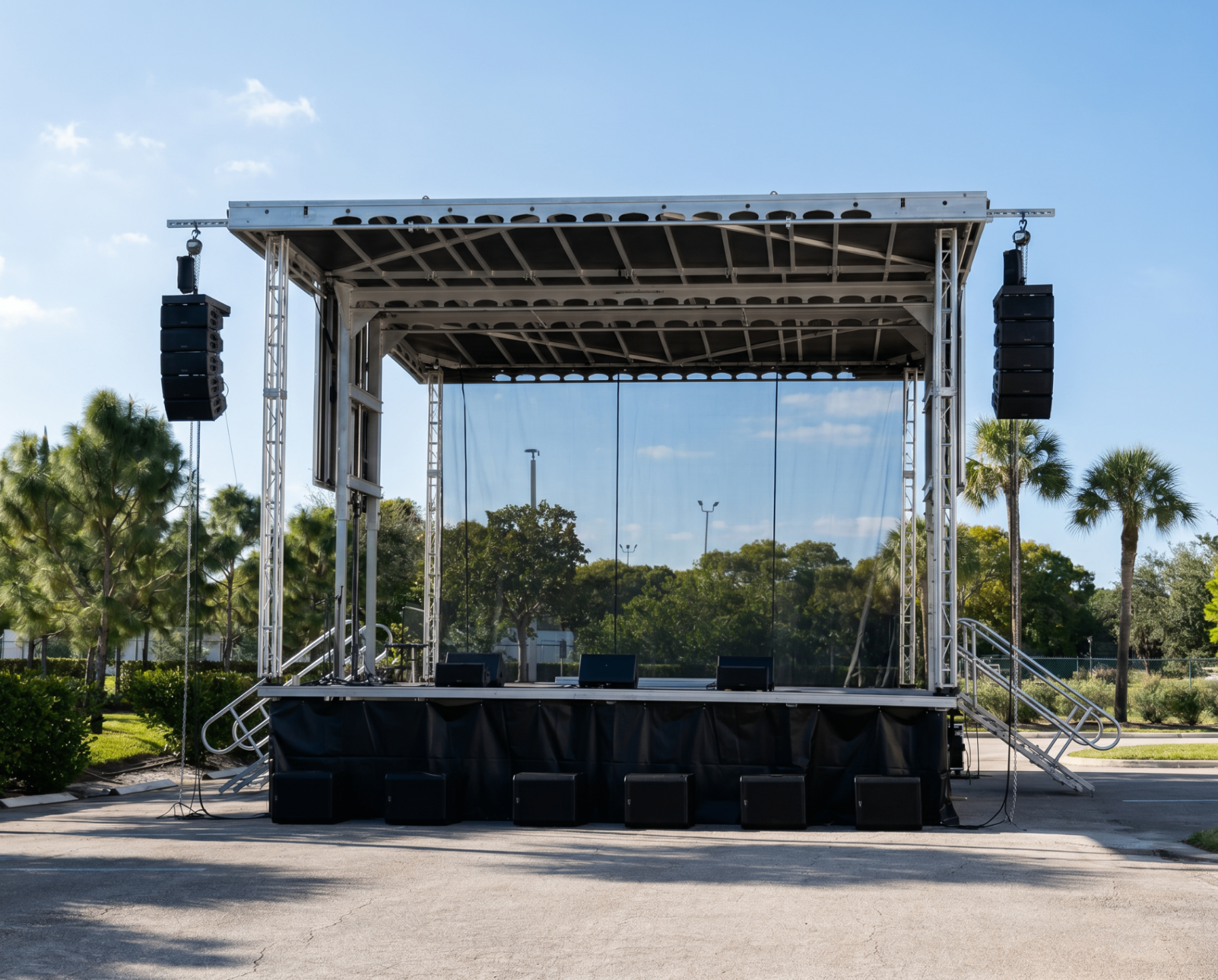 Apex 2424 Mobile Stage